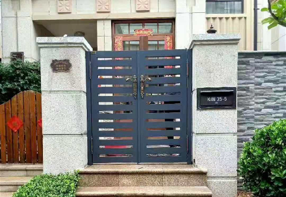 鄭州鐵藝欄桿的分類及特點